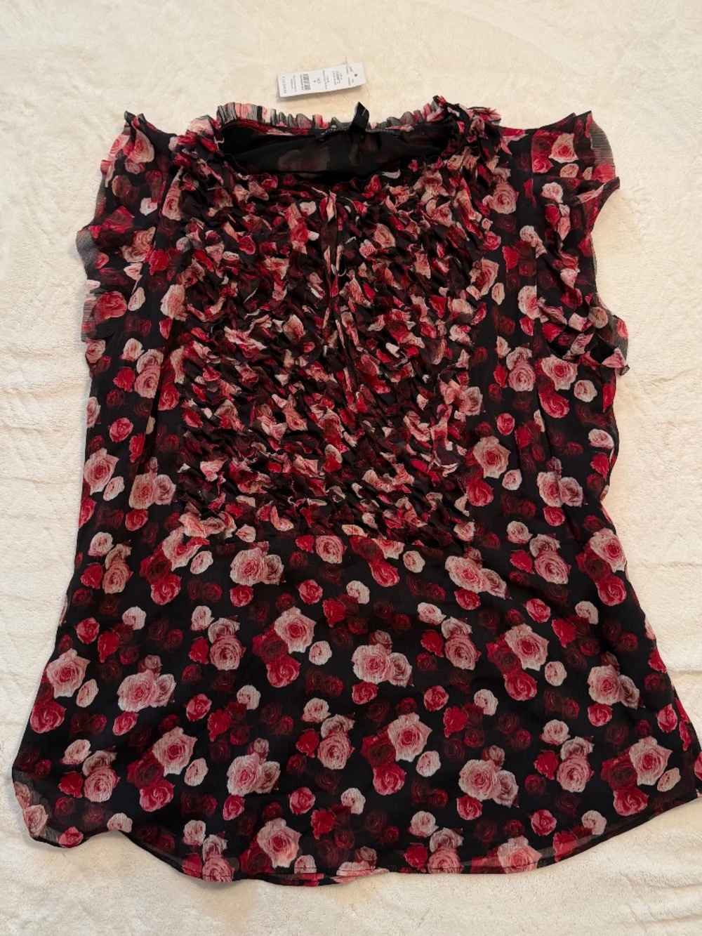 NWT - White House Black Market Black and Red sleeveless top Size:S